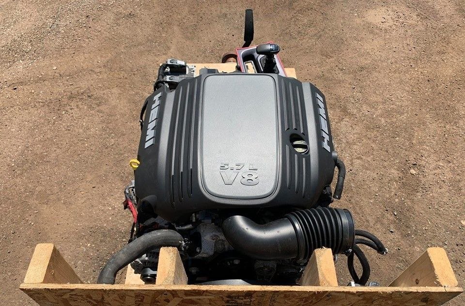 Dodge 5.7L HEMI Engine
