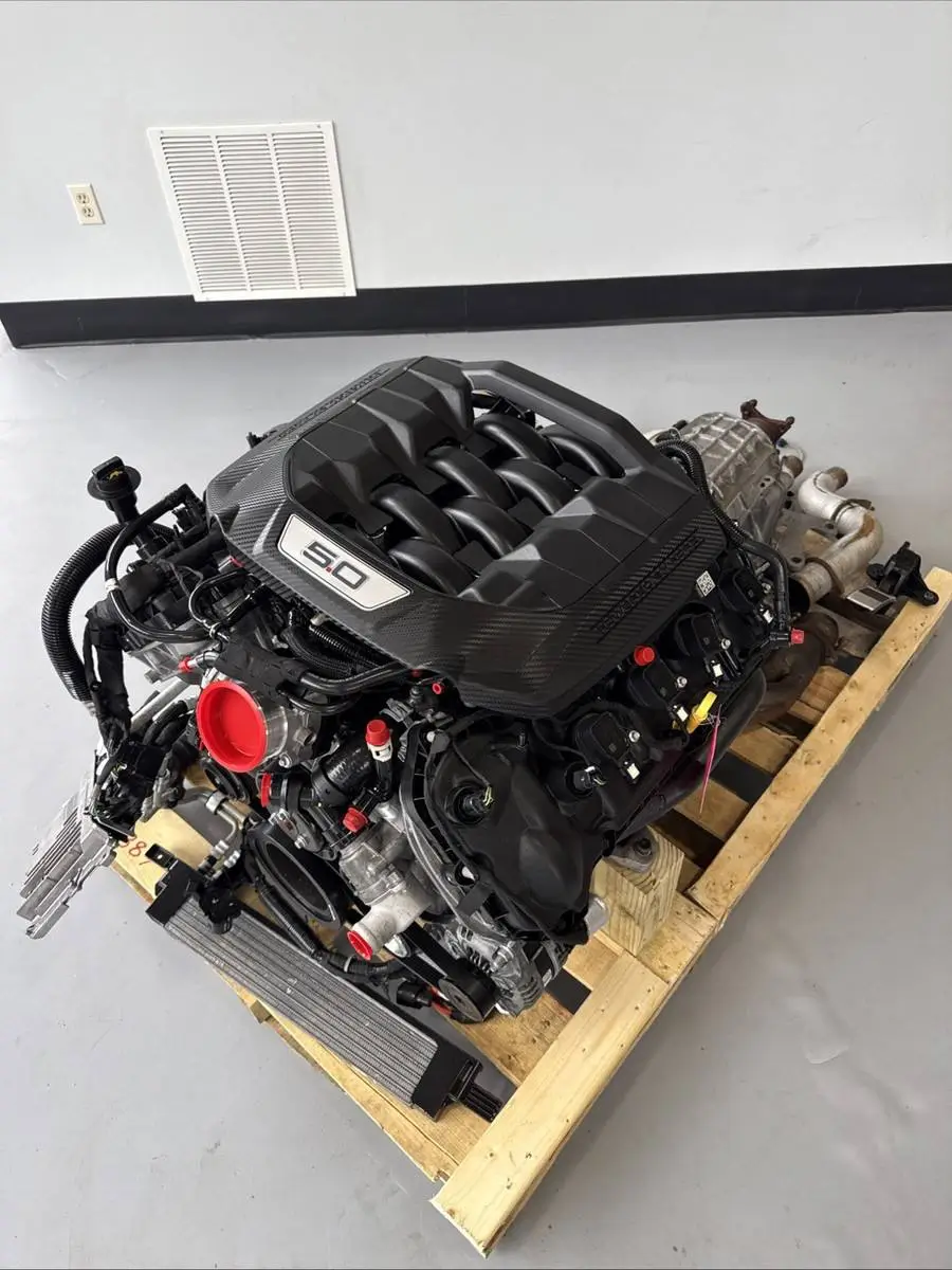 FORD 2021 MUSTANG GT GEN 3 COYOTE ENGINE AND 10R80 TRANSMISSION
