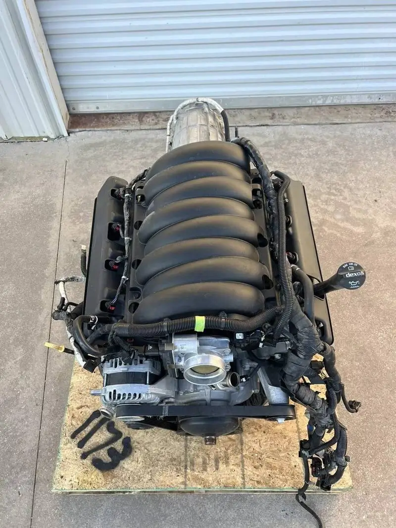 GM EcoTec3 5.3L V8 (L84) engine and 2WD 8L90 8-Speed Automatic Transmission