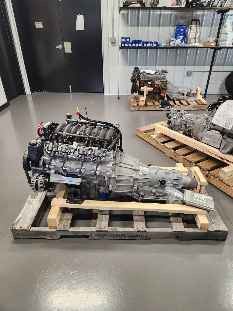 GM LS series 5.7 LS1 Engine / 4L60 Automatic Transmission
