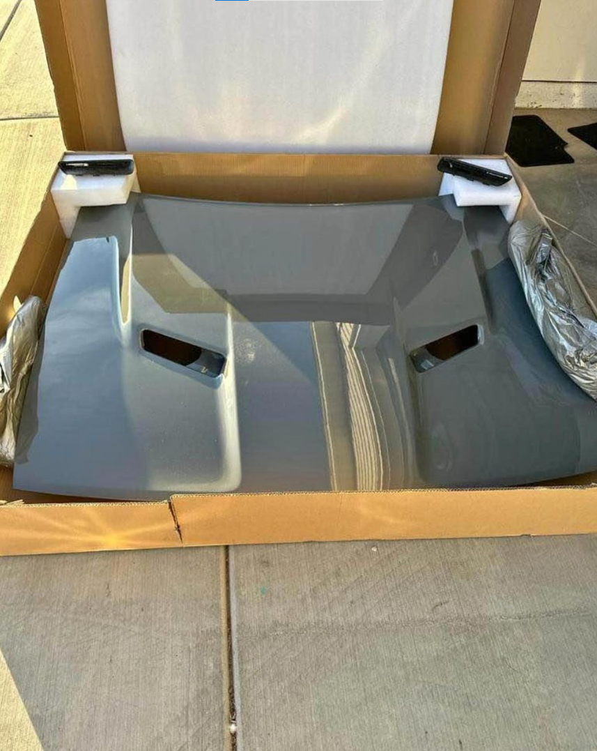 Brand New Challenger Hood 2019 for Sale - Image 2