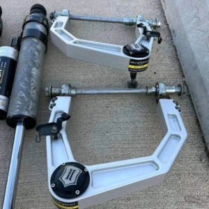 Icon 2.5 CDCV Coilovers With Adjusters And Remote Reservoirs for Sale