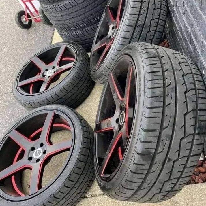 Wheel Set Hellcat Reps With Tires for Sale - Image 5